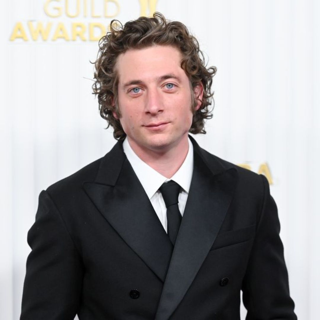 jeremy allen white workout