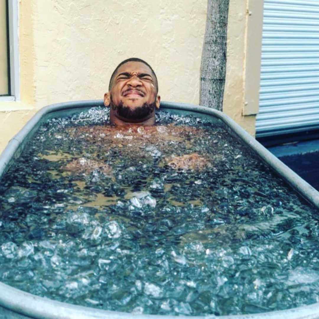 why do athletes take ice baths